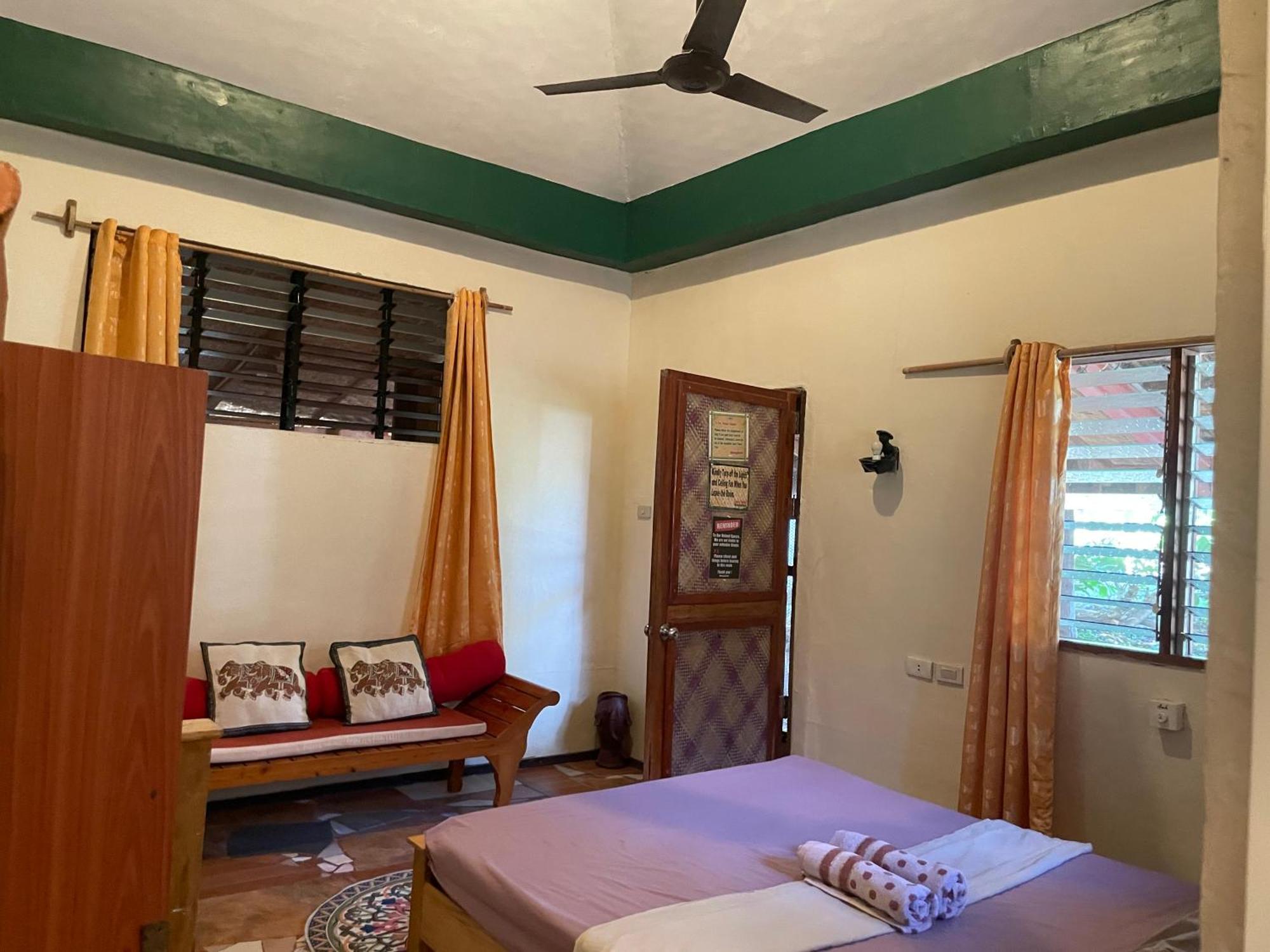 Chelle'S Guesthouse And Backpackers Siquijor Exterior photo